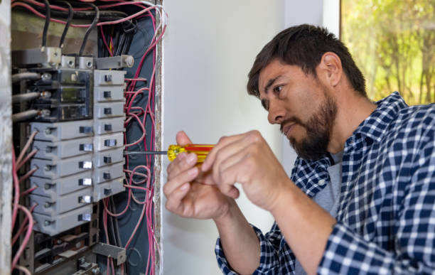 Best Circuit Breaker Repair  in West Deland, FL
